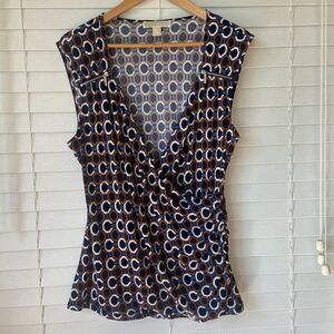 MICHAEL kors womens sleeveless dressy shirt